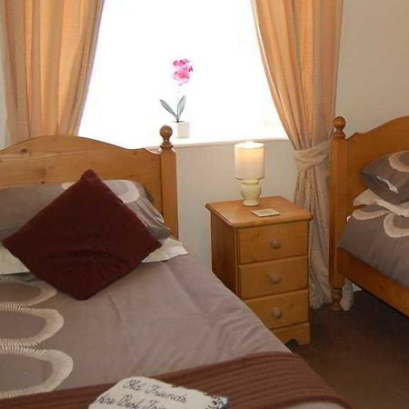 Paddocks House Hotel Newmarket  Ngoại thất bức ảnh