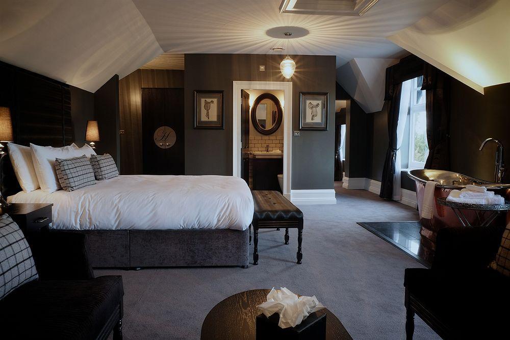 Paddocks House Hotel Newmarket  Ngoại thất bức ảnh